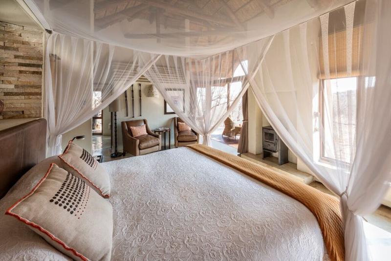 Impodimo Game Lodge Madikwe Game Reserve Esterno foto