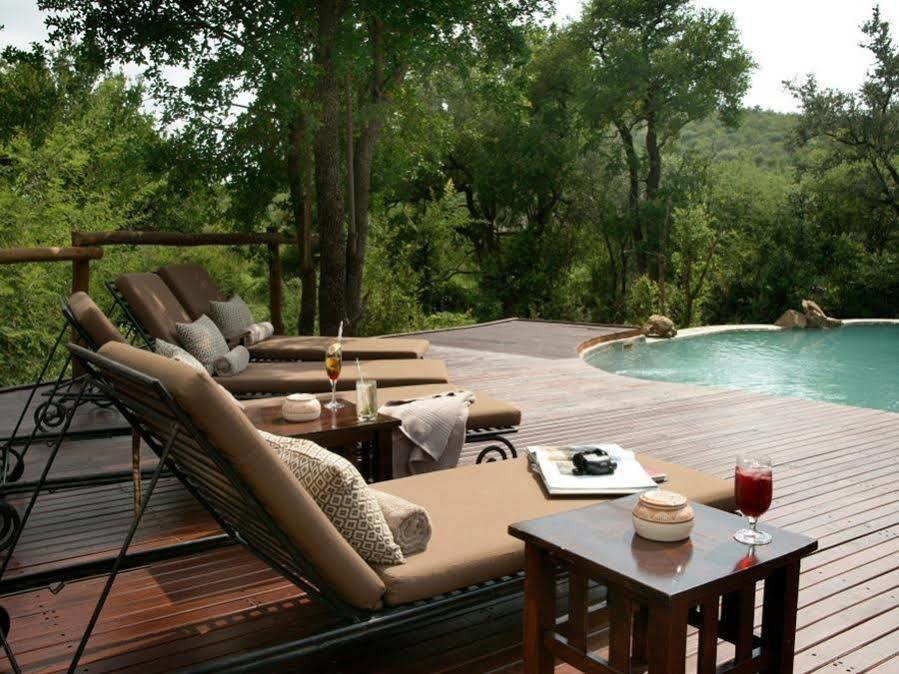 Impodimo Game Lodge Madikwe Game Reserve Esterno foto